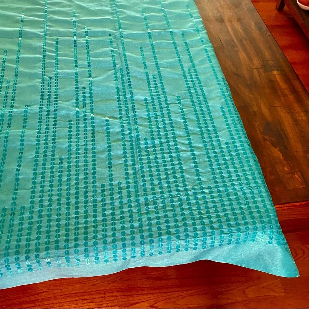 Tablecloth Mermaid Party